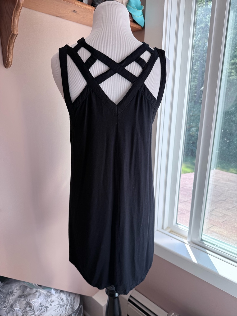 RVCA Black Strappy Crisscross Back Camisole